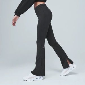 NEW Alo Yoga high waist zip it flare legging